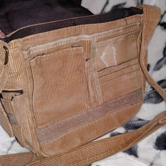 ⭐VINTAGE⭐Shoulder / Cross-Body Bag 👜 - Picture 8 of 16